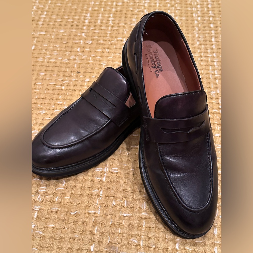 Vintage Foundry Co Men’s Dwight loafer size 8M Black